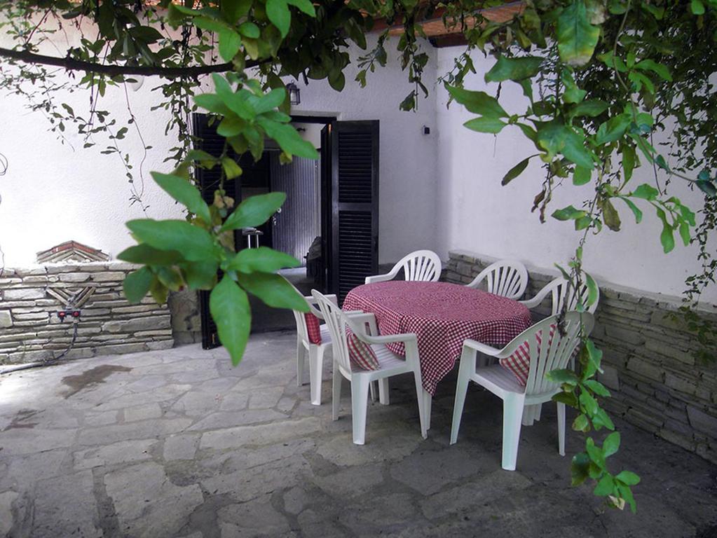 Charming Maisonette Políhrono Kültér fotó