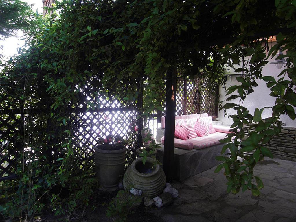 Charming Maisonette Políhrono Kültér fotó